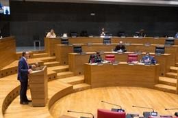 El portavoz de Navarra Suma, Javier Esparza, interviene en el Debate sobre el Estado de la Comunidad en el Parlamento de Navarra.