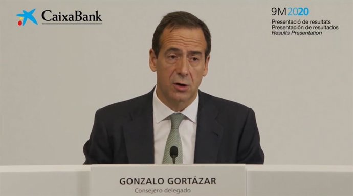 El conseller delegat de CaixaBank, Gonzalo Gortázar, aquest divendres en una roda de premsa.