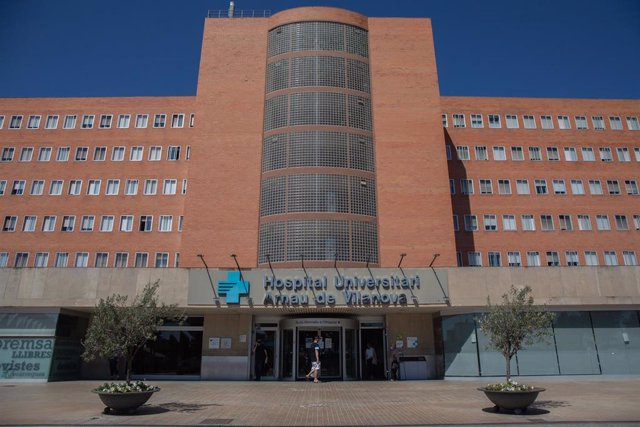 Fachada del Hospital Universitario Arnau de Vilanova de Lleida, capital de la comarca del Segrià, en Lleida, Catalunya (España), a 6 de julio de 2020.