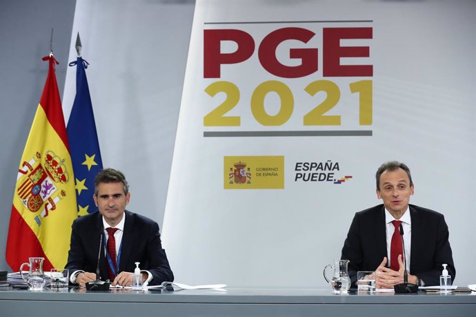 El ministro de Ciencia e Innovación, Pedro Duque, explica el contenido de los PGE para 2021 de su departamento.