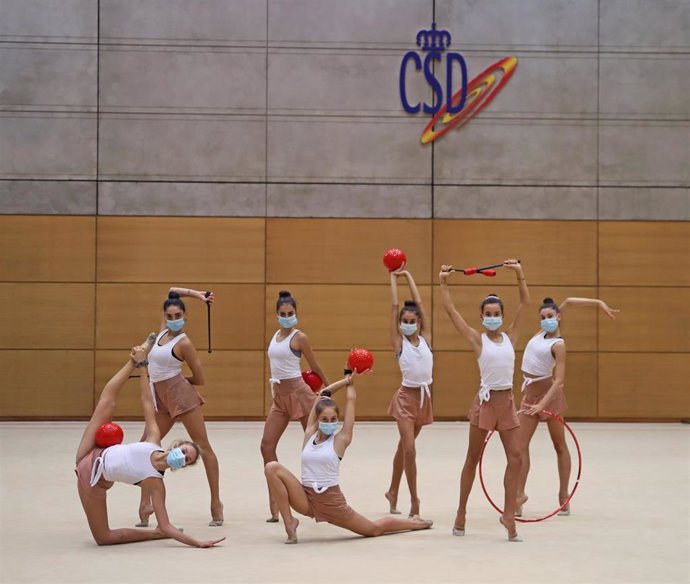 Componentes el equipo español de gimnasia artística en el CAR de Madrid