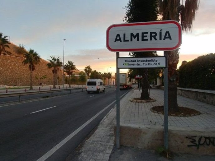 Iniciativa '#REinventa_TuCiudad' de Greenpeace en Almería