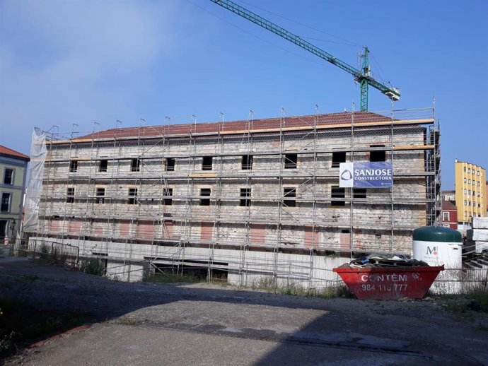 Obras en el edificio de Tabacalera
