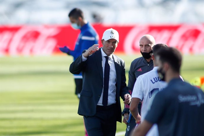 Zinedine Zidane, head coach of Real Madrid, gestures during the spanish league, La Liga Santander, football match played between Real Madrid and SD Huesca at Alfredo Di Stefano stadium on October 31, 2020, in Valdebebas, Madrid, Spain.