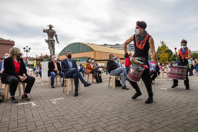 Inauguración de la nueva biblioteca municipal de Camargo