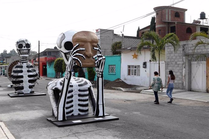 México se prepara para celebrar el Día de los Muertos en medio de la pandemia