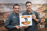 Indurain y Chavanel, cartel de la Titan Desert que se estrena en el desierto de Almería
