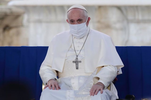 20 October 2020, Italy, Rome: Pope Francis participates in an interfaith event with representatives of other world religions at Campidoglio Square to commemorate victims of wars and of the coronavirus pandemic. Photo: Evandro Inetti/ZUMA Wire/dpa