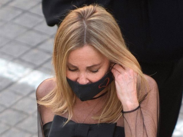 Ana Obregón recuerda con unas bonitas y emotivas palabras a su hijo Aless el día de Todos los Santos.