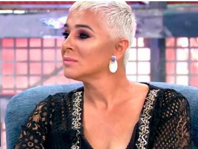 Ana María Aldón durante su entrevista en "Sábado Deluxe"