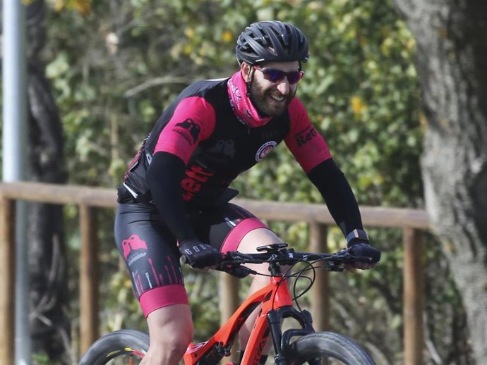 Dani Rovira ha celebrado su 40 cumpleaños disfrutando de una jornada de ciclismo por la montaña