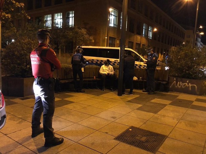 Intervención de la Policía Municipal y de la Policía Foral.