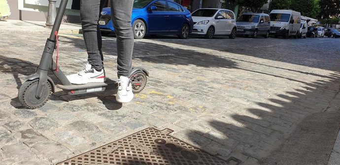 Nota Y Foto Control Patinetes Eléctricos