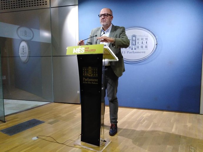 El portavoz de MÉS per Mallorca en el Parlament de Baleares, Miquel Enseyat.