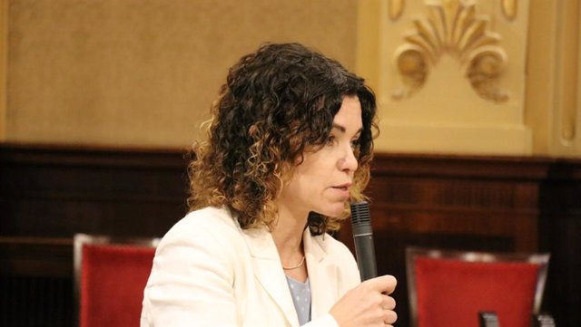 La consellera de Hacienda y Relaciones Exteriores, Rosario Sánchez.