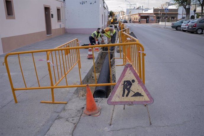 Nota Y Fotos El Ayuntamiento Ya Ha Iniciado Las Obras Para Instalar Una Nueva Red De Pluviales En La Calle San Onofre