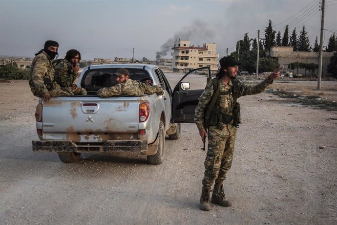 Combatientes del Ejército Nacional Sirio, apoyado por Turquía