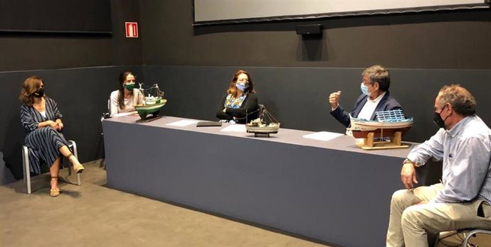 Fwd: Np Consejería Y Ayuntamiento De Adra Profundizan En La Denominación De Calidad Diferenciada Para El Pulpo Seco (Consejería De Agricultura, Ganadería, Pesca Y Desarrollo Sostenible)