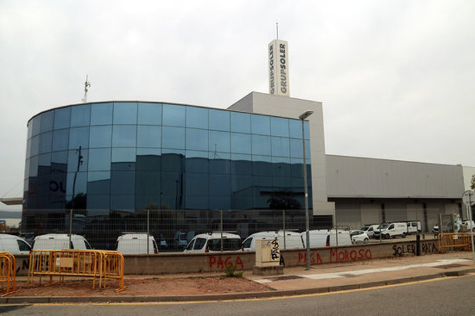 Pla general de les installacions del Grup Soler a Sallent. Imatge del 3 de novembre del 2020. (Horitzontal)