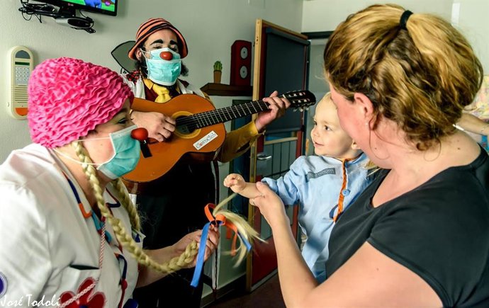 Payasospital lanza su calendario solidario