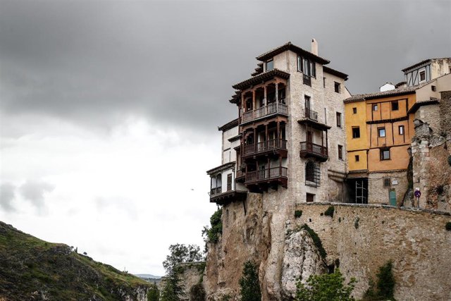 Fachada de las Casas Colgadas 