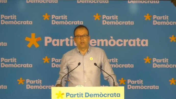 El portavoz del PDeCAT, Marc Solsona, en rueda de prensa telemática.