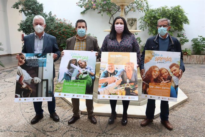 La presidenta de Iprodeco, Dolores Amo, en la presentación del proyecto 'Impulso rural contra el despoblamiento en la zona norte de la provincia de Córdoba'