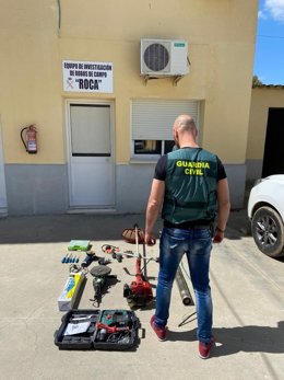 Efectos recuperados de una finca agrícola de Constantina