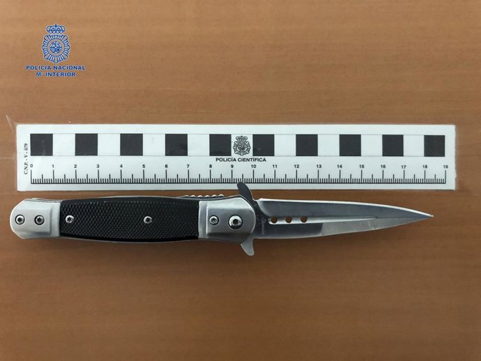 Navaja utilizada en la pelea.