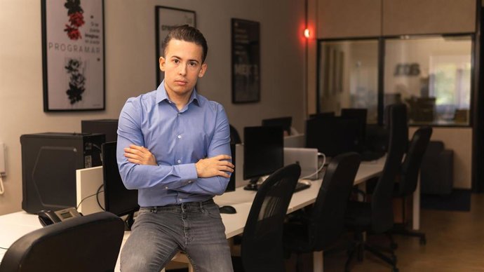 Enrique Espinosa en una de sus empresas