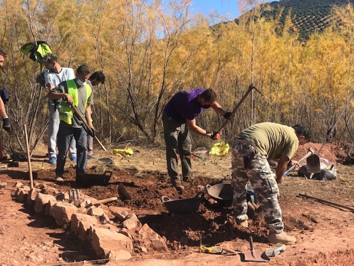 Excavaciones arqueológicas en el pantano del Giribaile