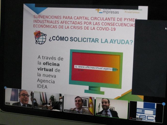 El delegado de Empleo, Formación, Trabajo Autónomo, Transformación Económica, Conocimiento, Empresas y Universidades de la Junta de Andalucía en Córdoba, Ángel Herrador, participa en la inauguración del 'webinar'