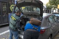 La Guardia Civil rastrea el apoyo a Puigdemont de un informático por ser "cerebro" en la malversación con criptomonedas