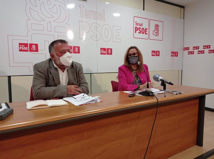 Herminio Sancho y Mayte Pérez en la rueda de prensa