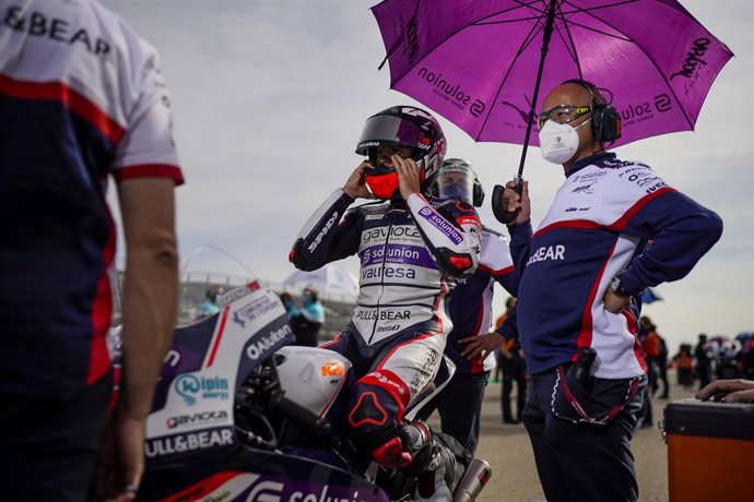 Albert Arenas en la parrilla de salida del Gran Premio de Teruel 2020