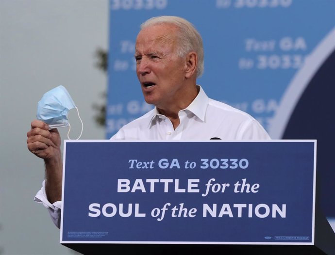 27 October 2020, US, Atlanta: Former Vice President and Democratic Presidential candidate Joe Biden speaks during a drive-in rally at Cellairis Amphitheatre at Lakewood. Photo: Curtis Compton/TNS via ZUMA Wire/dpa