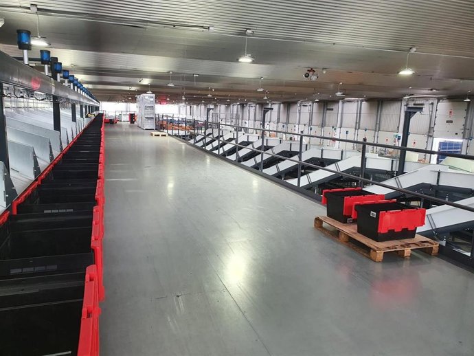 Nave de CTT Express en Coslada (Madrid).