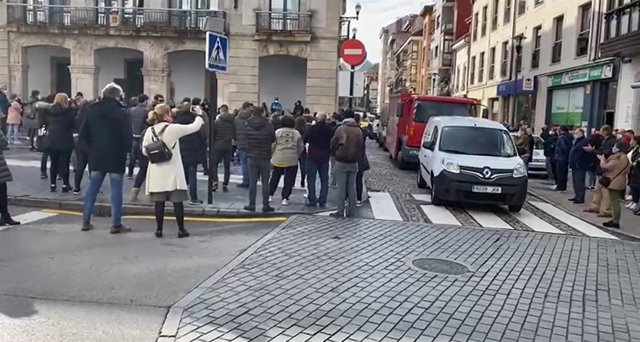 Concentración de comercio y hostelería en Pola de Siero