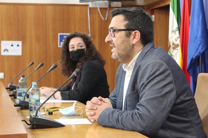 El portavoz de Hacienda del grupo parlamentario de Adelante Andalucía, Guzmán Ahumada