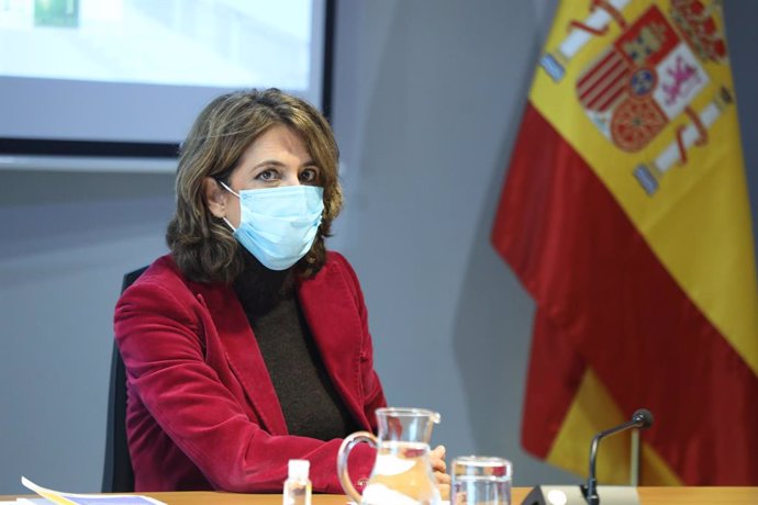 La Fiscal General del Estado, Dolores Delgado, durante el acto de presentación de la Guía para el Uso Forense del ADN. En Madrid, (España), a 4 de noviembre de 2020. Esta guía tiene como finalidad facilitar el conocimiento del uso forense del ADN a los 