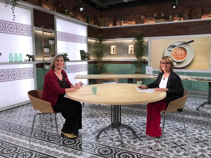 La consellera de Salud de la Generalitat, Alba Vergés, y la periodista Gemma Nierga