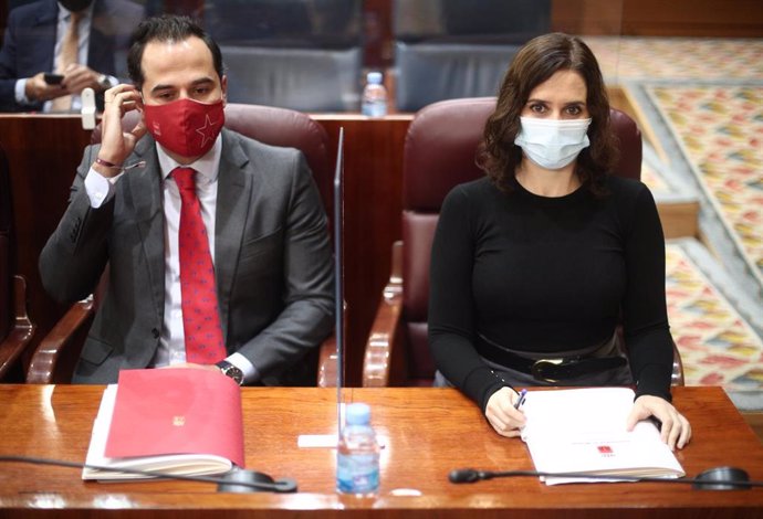 La presidenta de la Comunidad de Madrid, Isabel Díaz Ayuso, y el vicepresidente regional, Ignacio Aguado