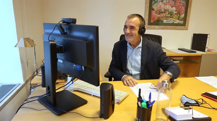 El vicepresidente y conseller de Transición Energética, Juan Pedro Yllanes, en el encuentro digital.