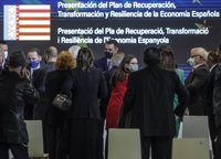 Sánchez arranca en Valencia su ronda de visitas para presentar el Plan de Recuperación arropado por el himno europeo