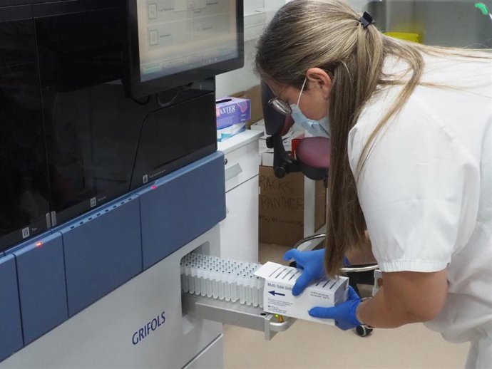 El Laboratori Clínic Territorial del ICS Girona puede analizar 3.000 pruebas PCR diarias