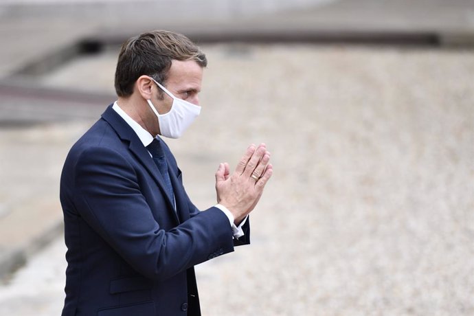 28 October 2020, France, Paris: French President Emmanuel Macron receives Estonian Prime Minister Juri Ratas (Not Pictured) at the Elysee Palace. Photo: Julien Mattia/Le Pictorium Agency via ZUMA/dpa