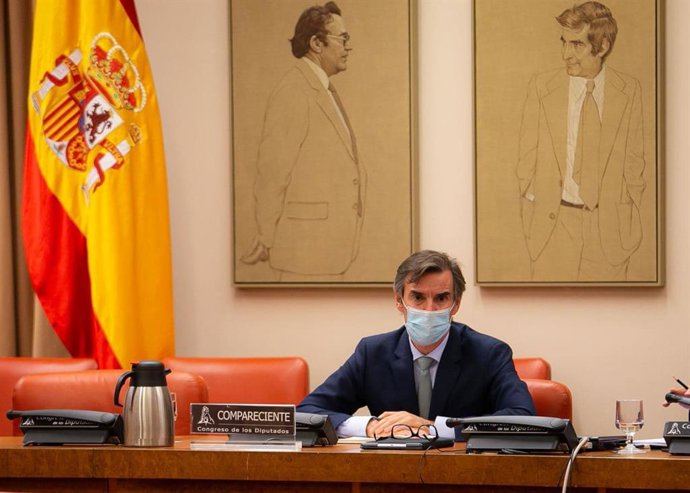 El secretario general del Tesoro y Financiación Internacional, Carlos San Basilio, compareciendo ante la Comisión de Presupuestos del Congreso
