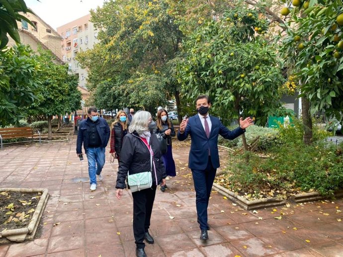 Visita municipal al barrio de Fígares