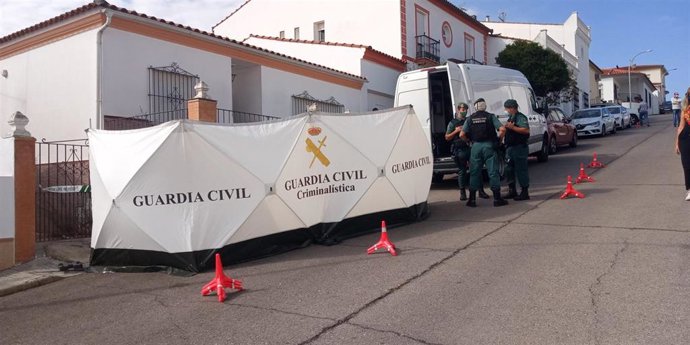 Actuación de la Guardia Civil durante la búsqueda de Manuela Chavero, mujer desaparecida en Monesterio (Badajoz)