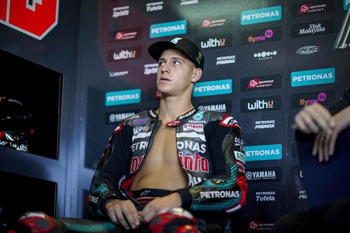 Fabio Quartararo en su box en el circuito de MotorLand Aragón
